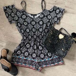 Derek Heart size Black/White Romper